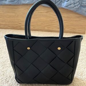 Nisolo carryall handwoven satchall black NWOT